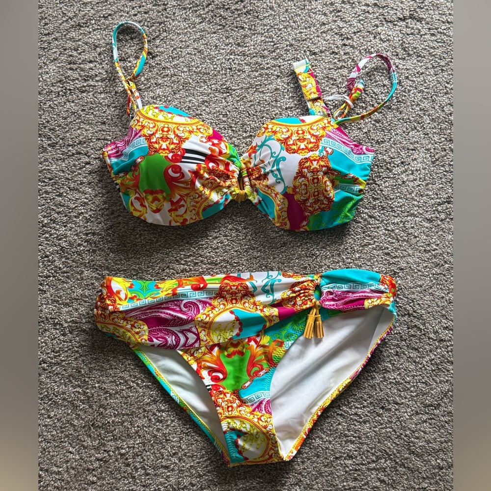Boutique Colorful Women's Bikini Set Euro size 48 Beautiful details NWT
